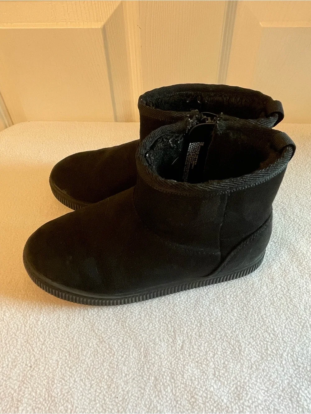 Cat & Jack Black Kids Ankle Boots with Side Zipper